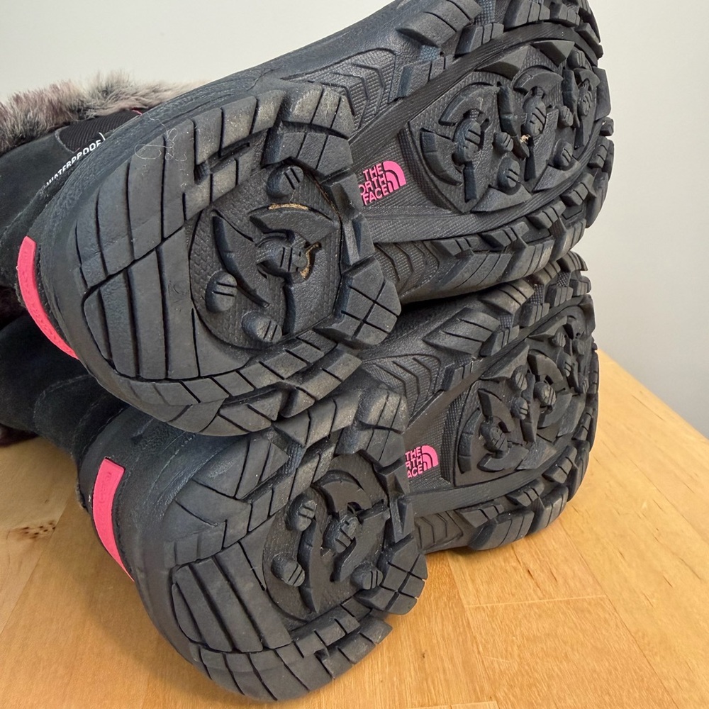 North Face Toddler Snow Boots Size 11 Winter insulated toddler boots Black Pink - Picture 10 of 10